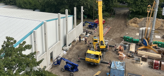 Blick vom GD NRW Gebäude auf die Baustelle